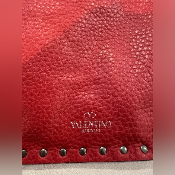 Valentino Garavani Rockstud Red Leather Pouch / Clutch - Picture 3 of 3